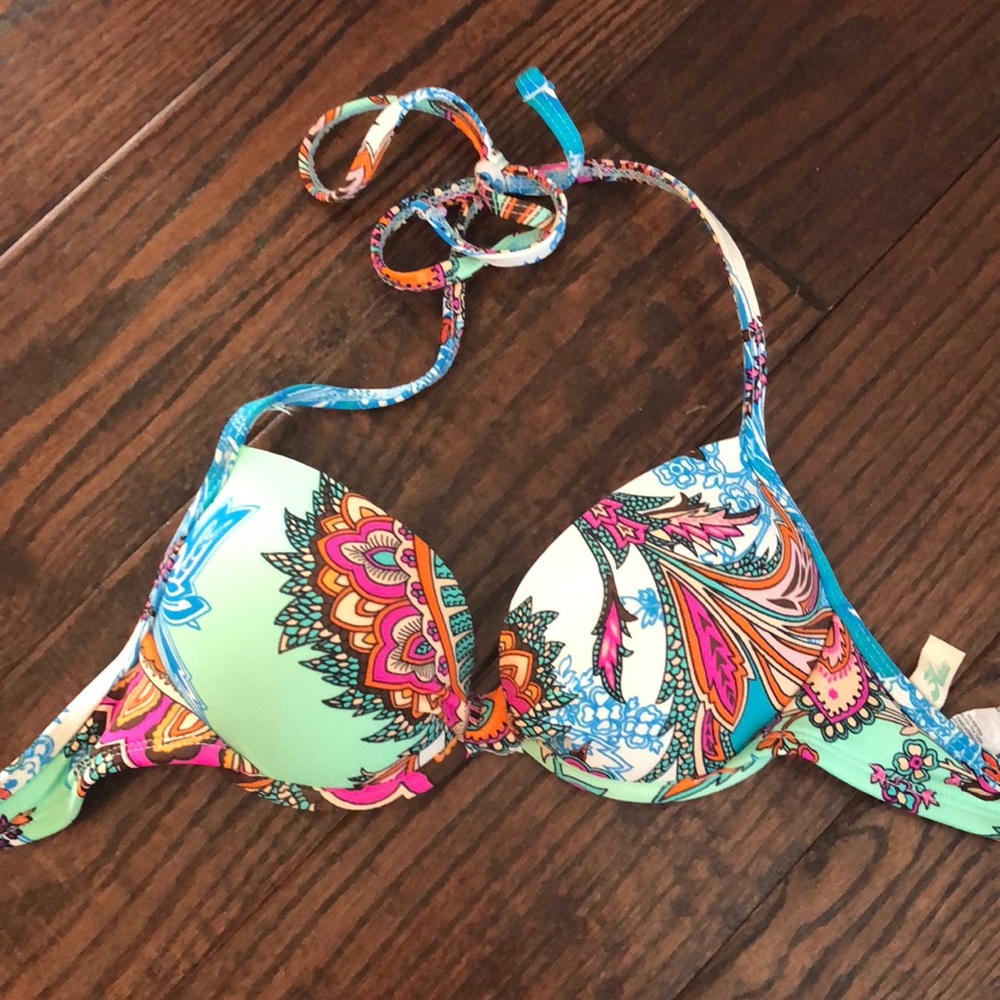 Push up bikini top